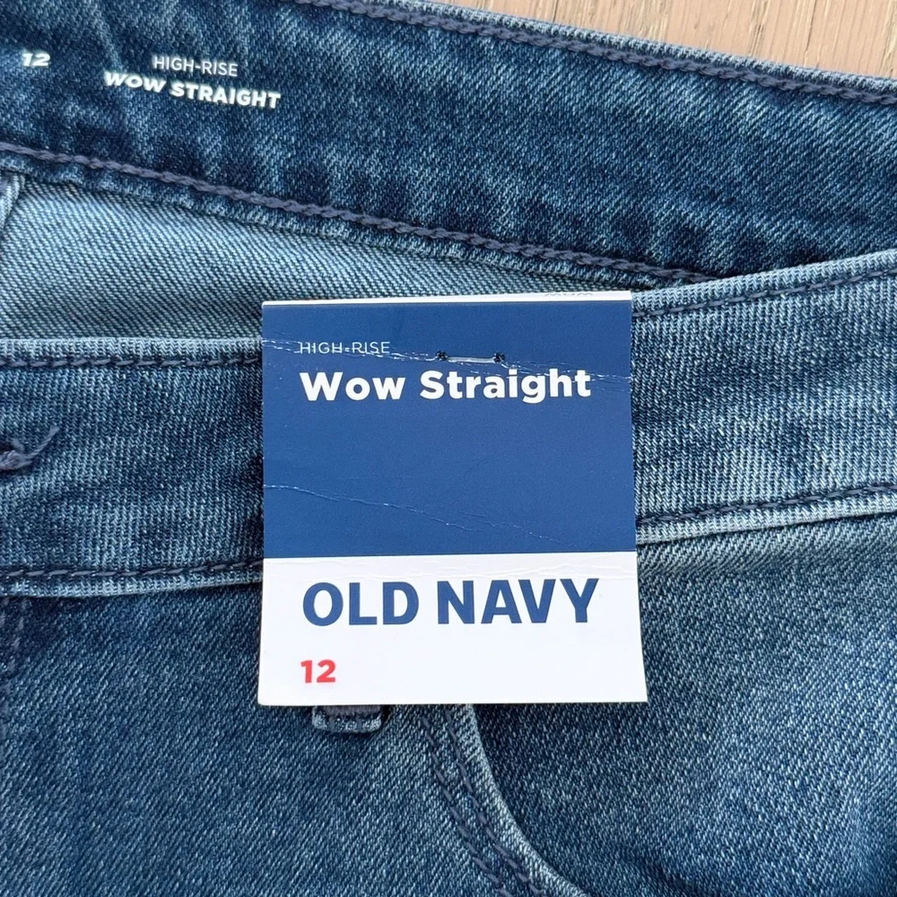 Old Navy High-Waisted Wow Straight Ankle Jeans